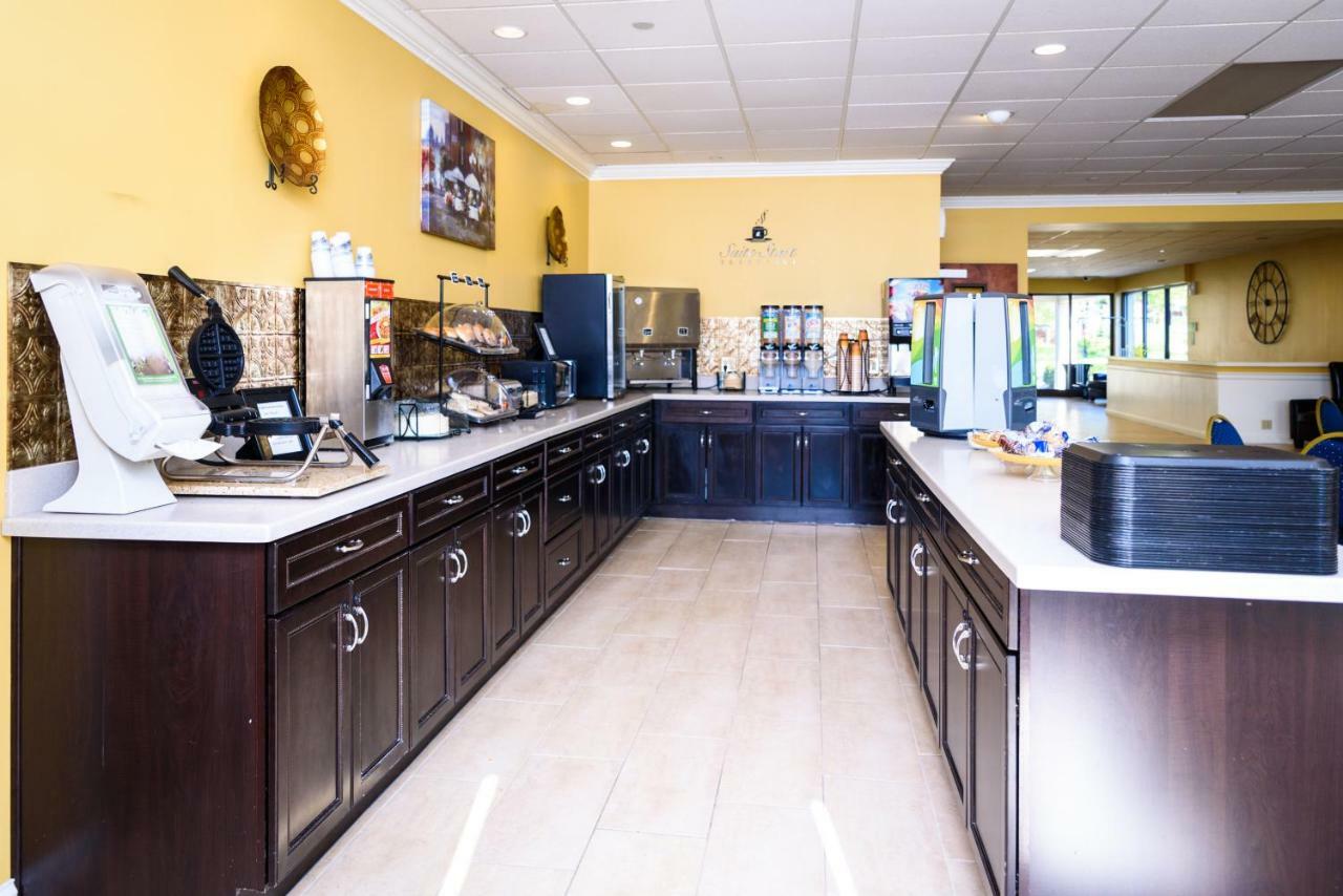 Asbury Inn & Suites Wilmore Екстер'єр фото